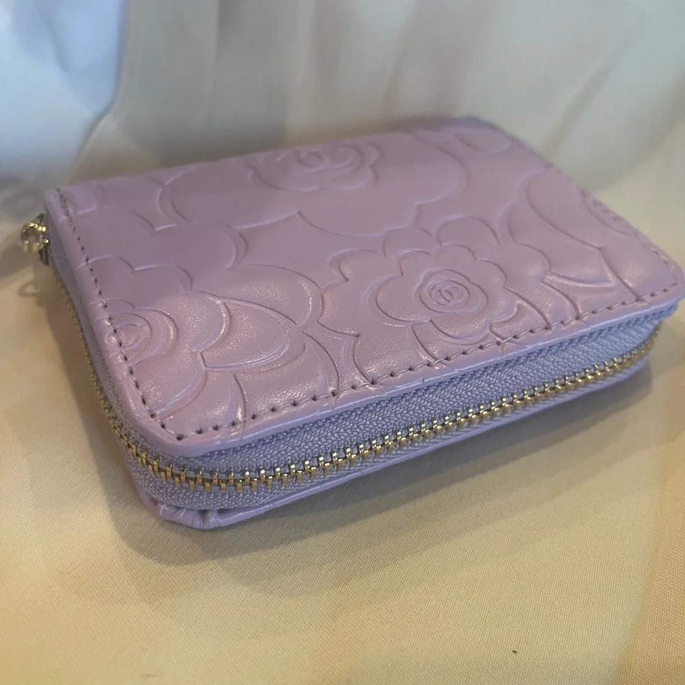 Lavender Floral Embossed Wallet - Picture 3 of 6